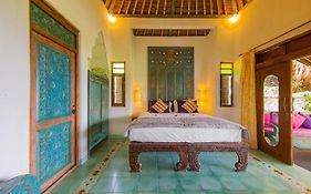 Life In Amed Beach Hotel